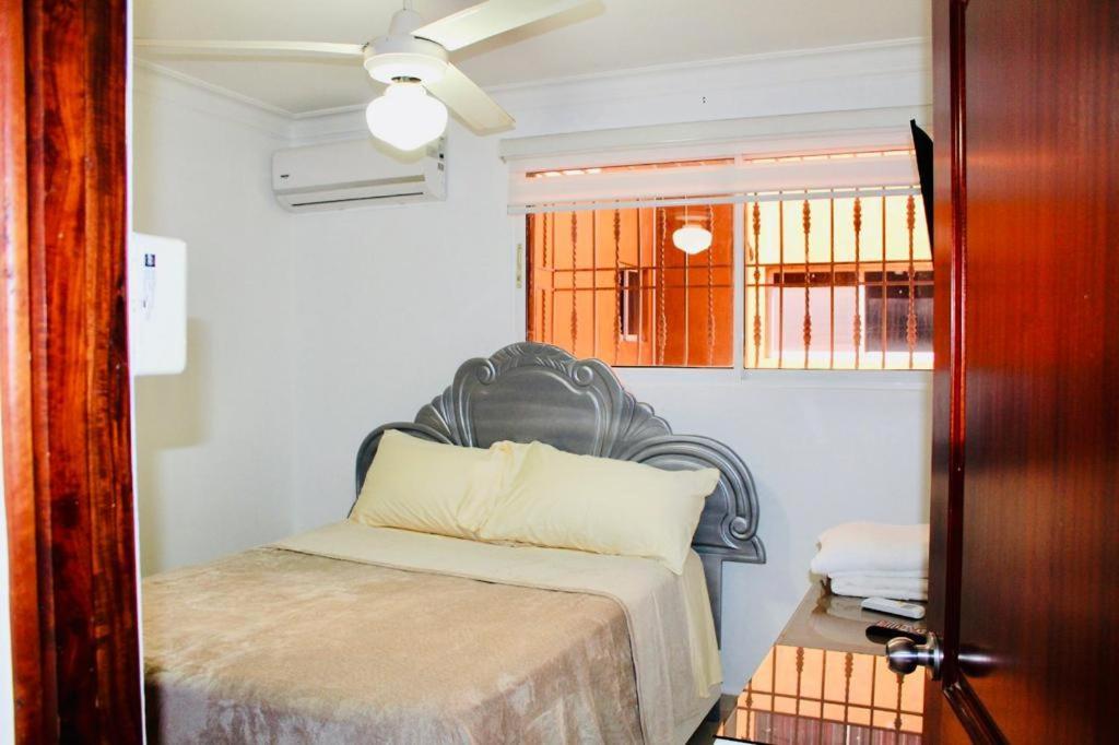 سانتياغو دي لوس كاباليروس Apartamento Los Rieles المظهر الخارجي الصورة